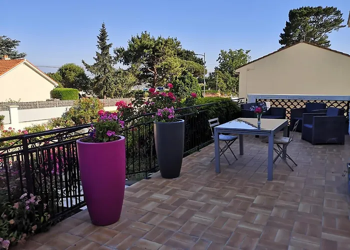 Le Chant Des Vagues Panzió Saint-Michel-Chef-Chef